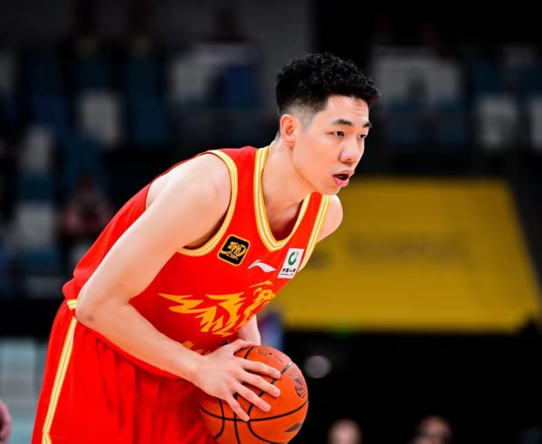 国王杯关键时刻再迎强敌;广厦男篮再遭质疑;主帅态度:赛场秩序良好;数据趋势出现新变化(2024季后赛男篮广东对浙江广厦) 国王杯关键时刻再迎强敌;广厦男篮再遭质疑;主帅态度:赛场秩序良好;数据趋势出现新变化(2024季后赛男篮广东对浙江广厦)