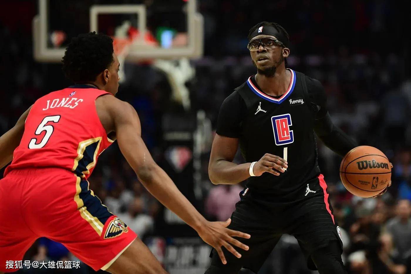 深圳男篮内部会议纪要流出——冲刺阶段外线爆发，NBA季后赛使命明确，资深球员宣示担当的简单介绍