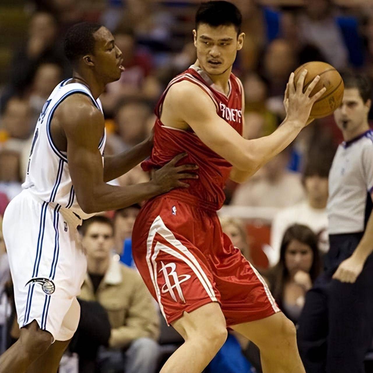 深圳男篮内部会议纪要流出——冲刺阶段外线爆发，NBA季后赛使命明确，资深球员宣示担当的简单介绍