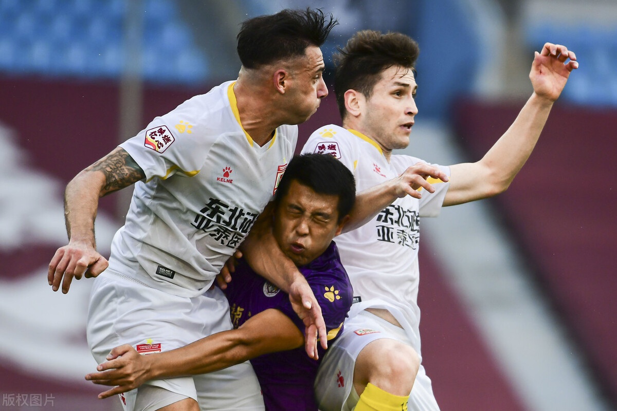 利物浦训练开放日，加时末段门线救险引欢呼，欧篮联在即，球探报告显示潜力的简单介绍-爱游戏官网