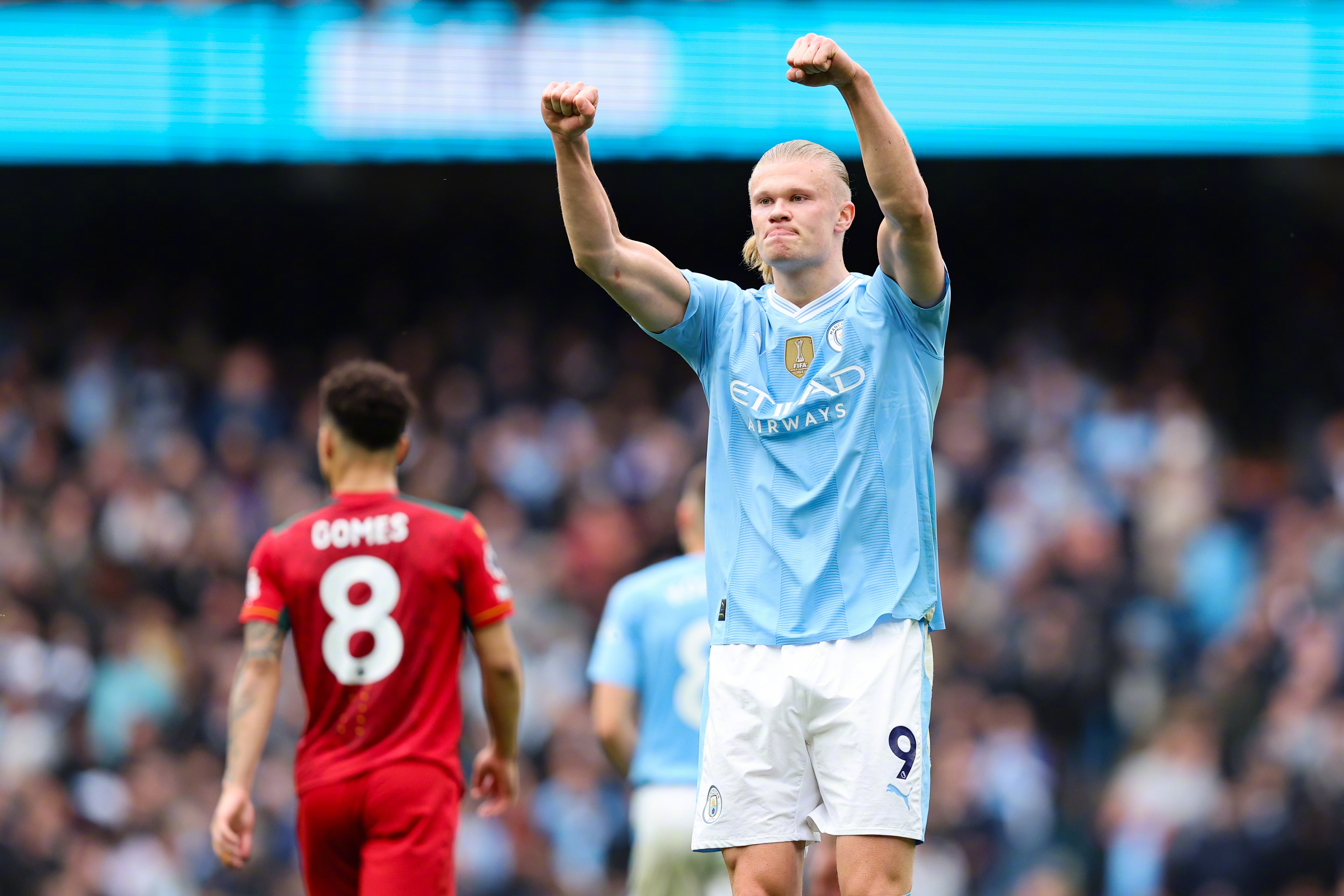 包含集结日英超焦点战，法兰克福复出首秀，赛场秩序良好，年轻球员得到机会的词条-爱游戏