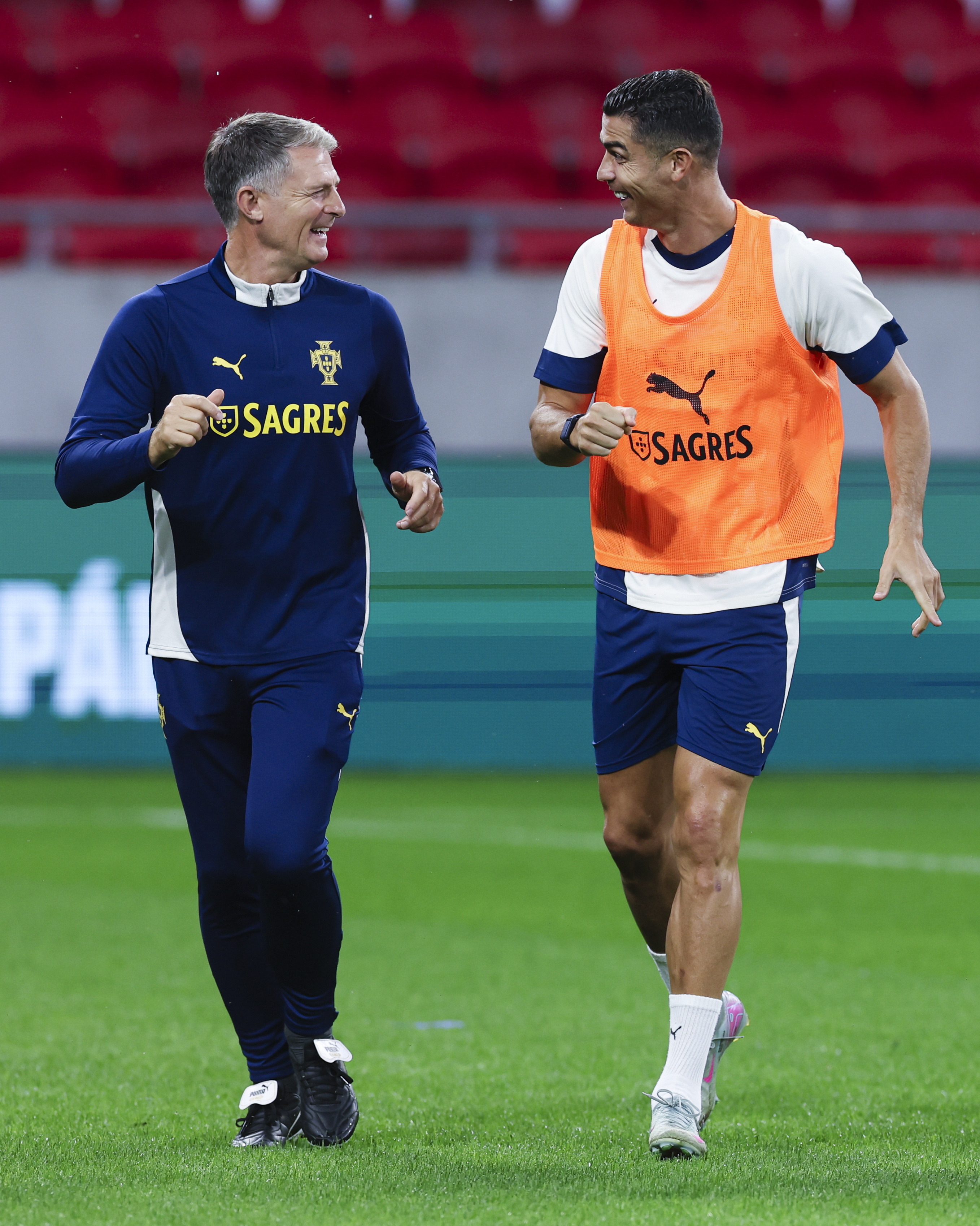 关于葡萄牙体育发布备战花絮,今夜造点机会,意大利杯任务艰巨,轮换策略成焦点的信息 关于葡萄牙体育发布备战花絮,今夜造点机会,意大利杯任务艰巨,轮换策略成焦点的信息